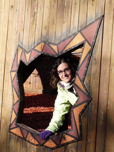 Professora d'anglès a secundària que canta òpera en el seu temps lliure. Cada dia aprenc de tots i de tot.