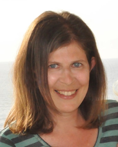 Sleep Consultant, specialising in gentle sleep solutions for babies and children, and adults with sleep problems.