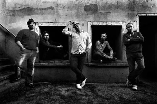 Funk-rock originals from Polymecca. Specialise in odes to stalkers, trans-gender reggae and blockrocking beats.