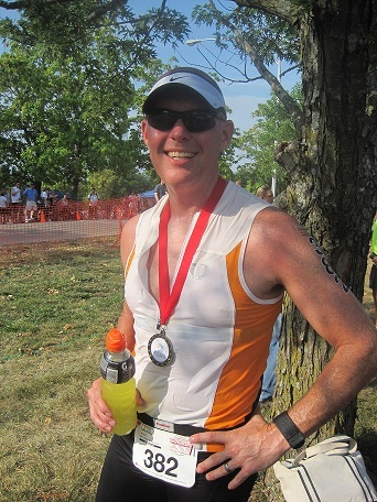 Husband, Dad, Little League Coach & aspiring Triathlete. Currently in training to be better at each of those four...and the Kansas 70.3!