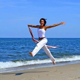 Usui  Reiki Master.- Master Karuna Reiki.- Master/Teacher Magnified Healing... I love to travel and be happy.