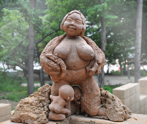 어느날 문득, 내가 아는 내가 내가 맞는지 의심이 들었습니다. 이제 나를 찾아 여행을 떠납니다. 트윗에서...