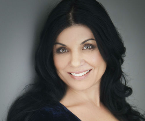 It is my great passion to help people look, feel and therefore live better lives.