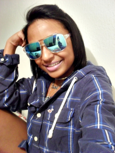 Olha como éh quue ela ttá [..] se RIDICULARIZANDO (♪♫