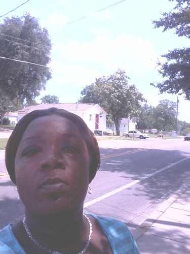 AqueelahBell's profile picture. I.n.d.e.p.e.n.d.e.n.t FWM