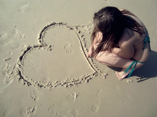 Sim, eu sou chata pra caramba. Detesto falsidade e preconceito. Então se não gosta, cala a boca e respeita. Ah, eu amo a @daianagoliv *-*