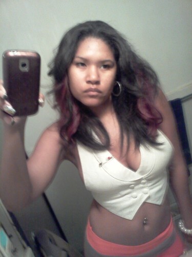 Name Geisela a.ka. GG , mixed mexican and black , model,professional dancer, 24yrs old. I am blessed not spoiled cool azz personality . Get at cha chica