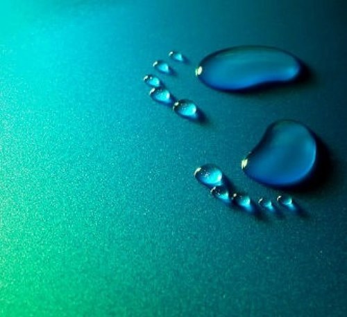 abeer_alangari's profile picture. رحم الله ضحكات لا تُنسى وملامح لا تغيب عن البال وحديثاً اشتقنا لسماعه رحم الله كل روحٍ غالية تحت الثرى🤲🏻                      Al-NasrrFC💛💙💛