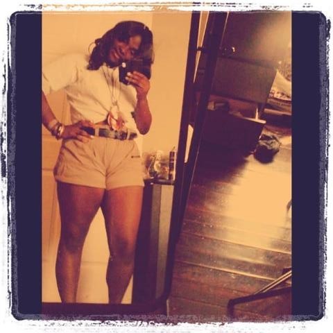 #TEAMfollowback it wont hurt too ! #TEAMdecember! DANCER here, MODEL, ACTRES 3 McDonogh 35 student ! #TEAMfaitful :) 3 !