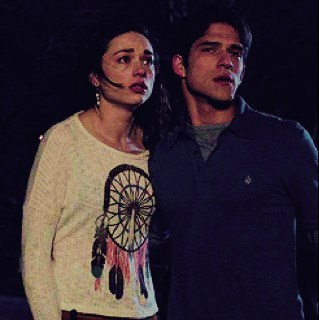 BetaScott_'s profile picture. For whenever @McCalIMeMaybe hits tweet limit. I love @ArcherAllison and our two beautiful children, Alexandria and Andrew.