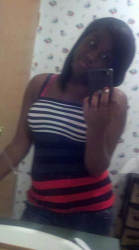 .im cool af just dnt take shyt frm nobody..itsx eatha love meh or hate meh #team single doe :)(: