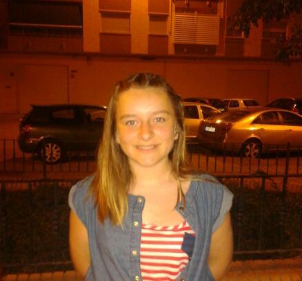 moni_aparicioo's profile picture. 