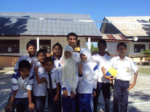 |my name is M.IQBAL| |05-06-1997| |is my born|
|my nickname iqbal|AL-BASYARIAH
my hobby playing footbal|,love my family|