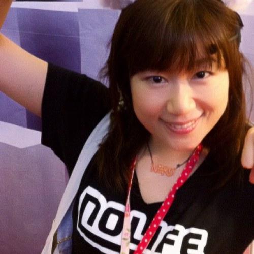 Suzuka_Nolife's profile picture. フランスのTV局、NOLIFE勤務中。タレントと事務業の掛け持ちです。日本からのお問い合わせは私宛てにどうぞ。

Salut ! c'est SUZUKA.
Si vous voulez etre mon follower, envoiez-moi votre demande quand vous voulez☆