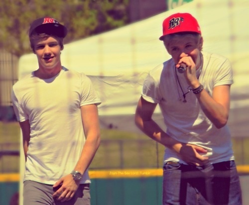 Hello guys :D !

I'm @Real_Liam_Payne @NiallOfficial and @Onedirection 's biggest fan

@Real_Liam_Payne 's love..!! :) ♥

Follow me @Real_Liam_Payne ♥ :*
