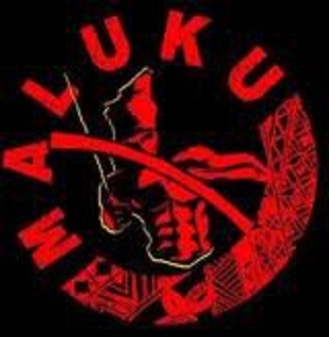 MALUKU itu Negri beta,
AMBON itu tampa beta putus pusa,
ALIFURU itu Suku Bangsa beta,

beta bangga jadi anak MALUKU.
