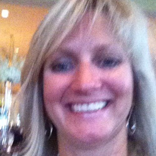 julie_lemmon's profile picture. Defense Communications specialist,  mom of four, military wife, USNA mom