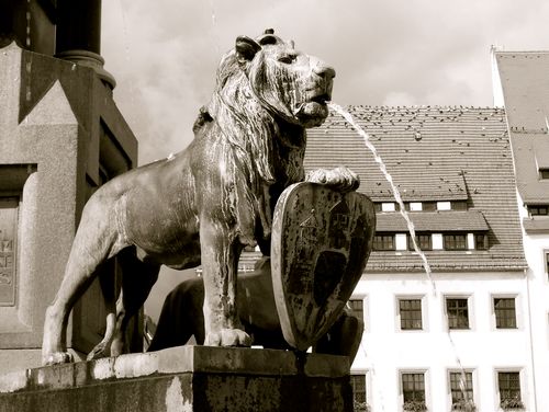 VauxhallMGT's profile picture. International art and music promotion