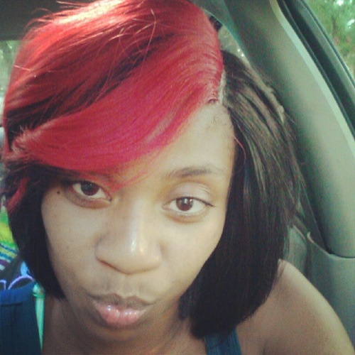 tyetye813's profile picture. figure me out