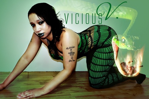 Lyricist from Chicago residing in Hollywood CA for booking and features email: viciousvickiv@gmail.com follow me on IG: versachiv