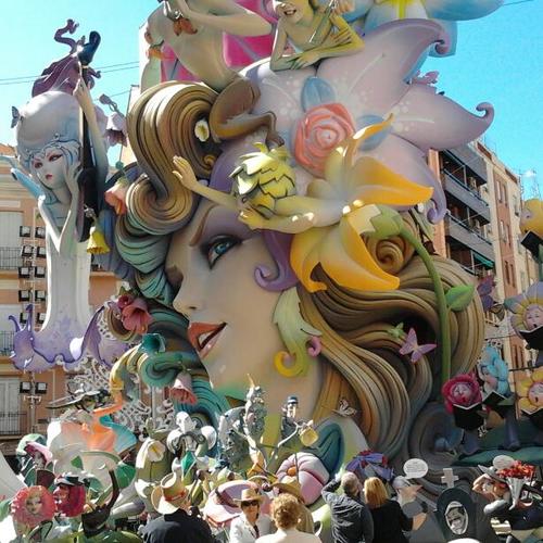 javiercocinilla's profile picture. Valenciano. Jefe de cocina. Levantinista y ex-futbolista. Nací desnudo y lo que llevo encima es ganancia.Ni tengo ni debo ni voto.