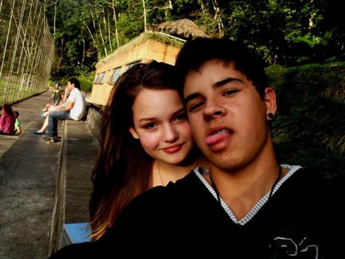 E se houver pedras no caminho, a gente chuta.