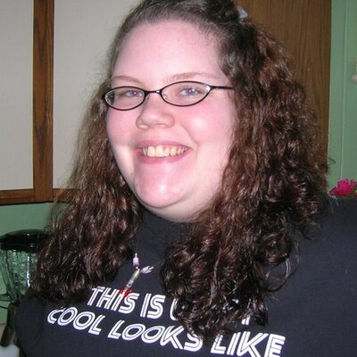 Profile Picture of Alexis McGough (@SolitaryRose02) on Twitter