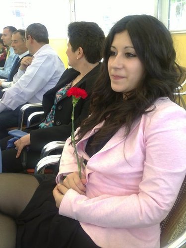 Quien te quiere regresa, mentira, quien te quiere no se va.