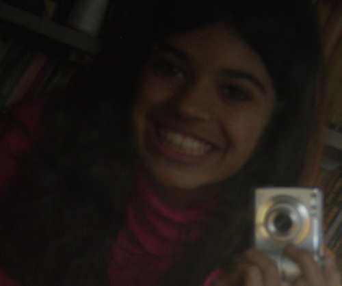 13 anos,Ariana,Engraçada,feia,Loka,Gremista ATÉ O FIM :)
http://t.co/S7owZgzP2e