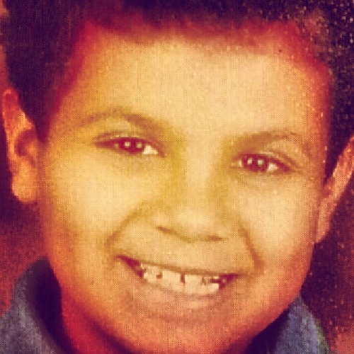 I'm in love with tan & Hilton #Steven Taylor 3