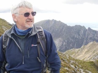 HarringtonPete's profile picture. Occassional hill walker, petanque player, urban sketcher.