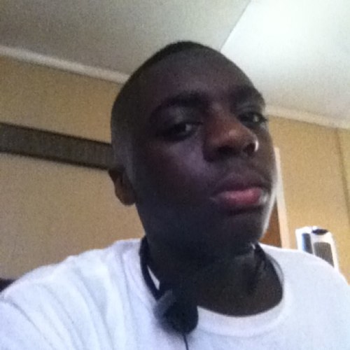 Rodrick1222222's profile picture. 