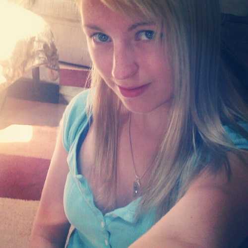 chels7896's profile picture. I'm back, miss me? course you did. I love to hear myself talk & laugh at myself, I'm single & live ina small town south I miss my B.A buddies