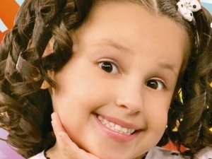 SOMOS + 1 FÃ CLUBE DA NOSSA PRINCESINHA MILENA O TWITTER OFICIAL DELA É @CANTORAMILENAOF http://t.co/bbV2K60X5J