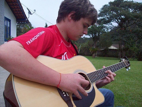 Minha Razão de Ser - Lucas Martins
http://t.co/IqIJEXMoZ2