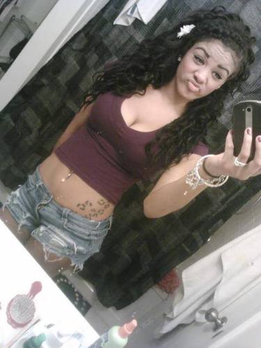|sierra|16|dominican my instagram:IAm_sidney I do not have a kik or a facebook please dont ask for my # u might be a creep in real life so dont ask thx bye