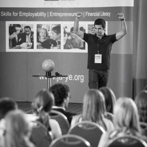 tsanchezcolomer's profile picture. #proptech #realestate #startup #invest #technology