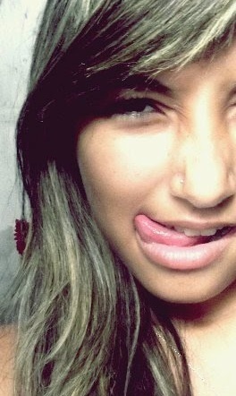 Uma das @EqpAsTerriveis, ,linda sqñ k, 18 anos, leonina, amiga, carinhosa, chata, verdadeira, irritante, mt lesa :B & namoro  o lindo #JMFigueredo :$