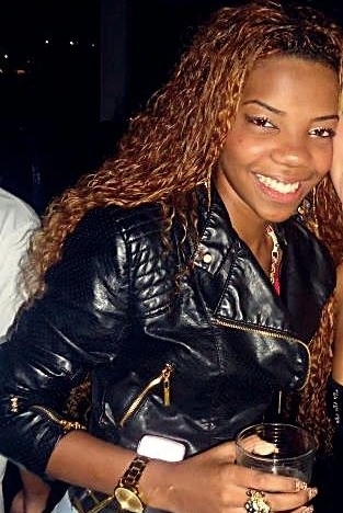 FC feito pra vê o sorriso da nossa estrela do funk @mcbeyoncereal amamos você linda @mcbeyoncereal   Contato para show :14*584422  SOU #FORANICOLE   #AntiNicole