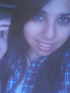 A gαtiinhα dos cabeloos 'Escuros'
♥ Que trαz juntoo de sí muiito amoor ~/
 A pequenα priincezα cheiiα de amiigoos, ρara υnѕ α mociinнa
ρara oυтroѕ α νilã !