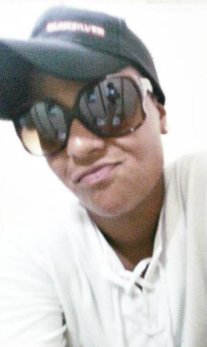 Aaah como eu amo essa nega ' e não tem nem explicação do quanto,e outra ela é so minha e de mais ninguem sakoo? 3 Não gosto reclama aqui comigo @quel_amo (y)