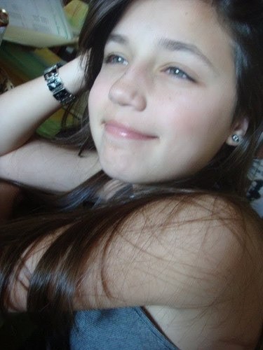 Mariana Sampaio tenho 15 anos sou linda, rica e esculacho as recalcadas



I´m fake parody