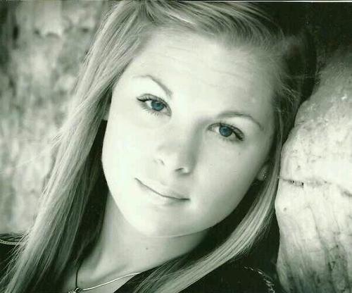 I've been saved by the grace of southern charm. WAR EAGLE!!! Jax State cheerleader. Alpha Omicron Pi. Jeremiah 29:11 :)
