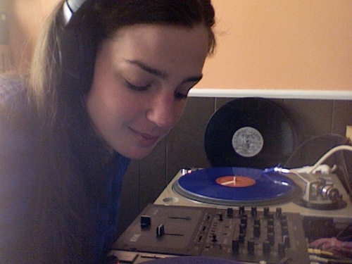 A heavy bassline is my kinda silence.