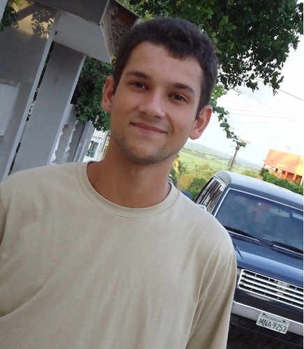 PENSE DUAS VEZES ANTES DE TOMAR UMA DECISÃO, TALVEZ ESSA DECISÃO PODE VALER UMA VIDA.