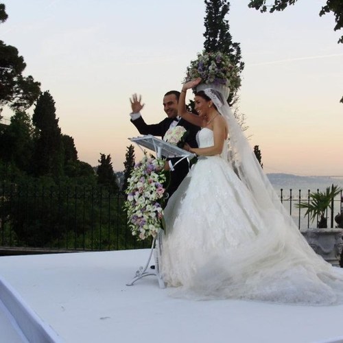 eceemil's profile picture. 