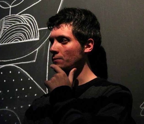 Giornalista, appassionato di cultura, tecnologia, scienza ed economia.