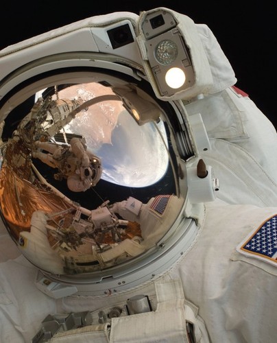 OneSmallStepMan's profile picture. Joseph Peltz is about to become a man but he has bigger dreams on his mind...
Prod Feb 2013.