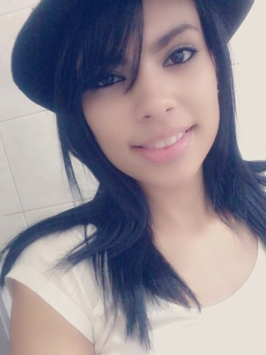 A vida não tá facil princesa, chegou a hora de tirar a coroa e vestir a armadura.