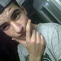 14 Jaar / Havo / Tennis en voetbal / FC groningen / Beats by dre / echte RTer / follow en je leert me kennen ;)